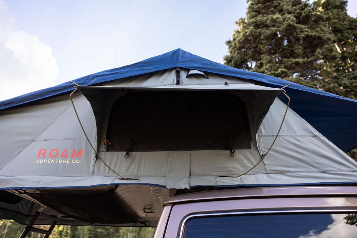 Roam Vagabond Rooftop Tent XL w/Annex